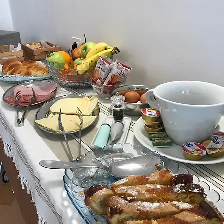 Il Moro Di 4* פוזיטנו