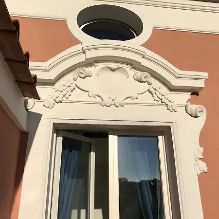 Il Moro Di بوسيتانو