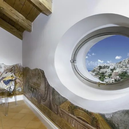 Il Moro Di 4* פוזיטנו