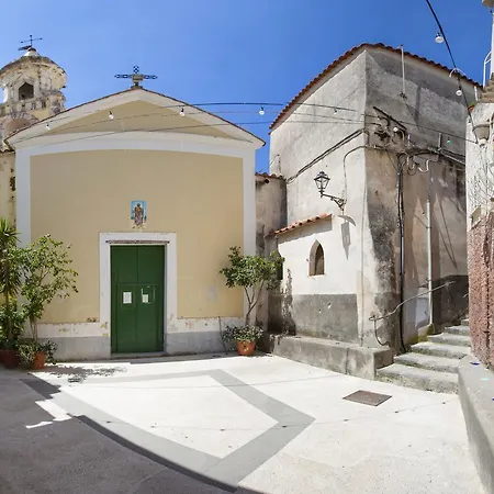 Il Moro Di 4* بوسيتانو